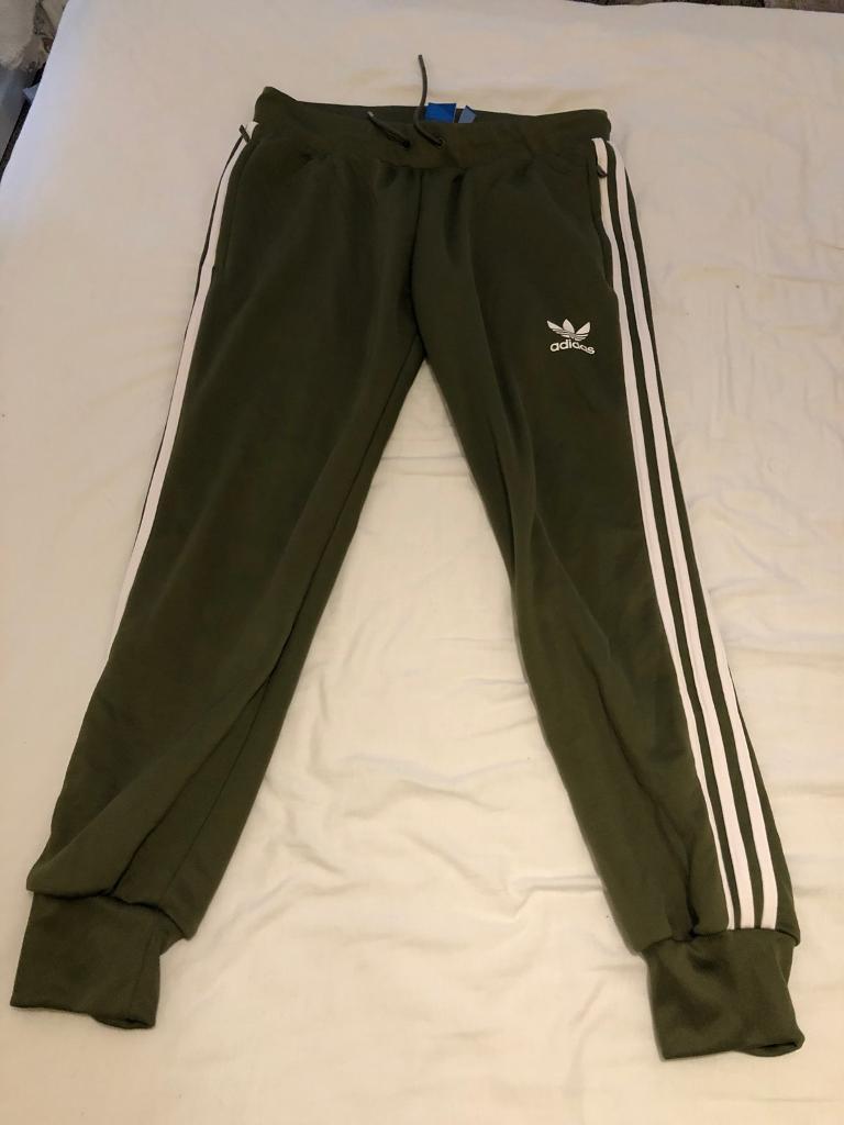 adidas tracksuit size 16